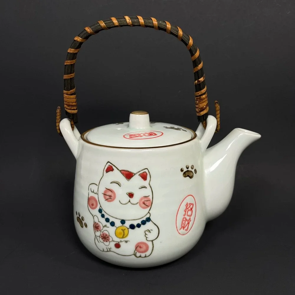 Maneki Neko Lucky Cat Japanese Ceramic Teapot and 2 Cup Set White Lucky Charm